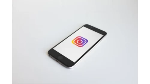 Instagram begins testing 'Shops' feature with select users