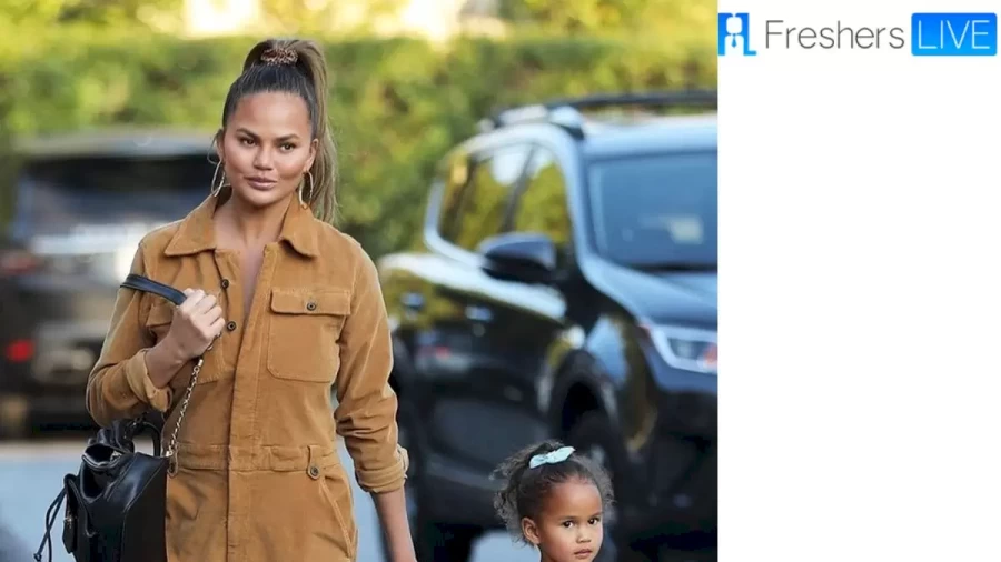 Is Chrissy Teigen Pregnant?  Know Chrissy Teigen Pregnancy, Age And Net Worth